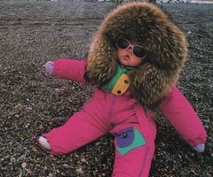 Illustration for article titled Sharing is Caring: I'm Freaking Freezing